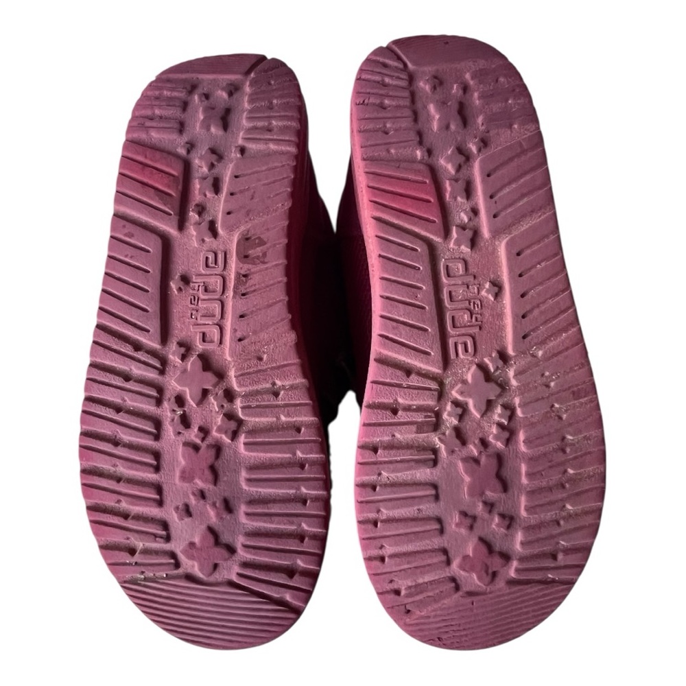 Hey Dude Slip On Shoes, Youth size 3 - Picture 7 of 9